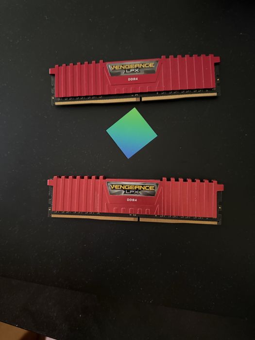 2 x 8 GB RAM Vengeance DDR4