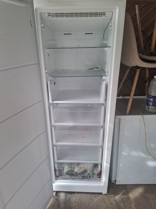 Продам морозильник б/у