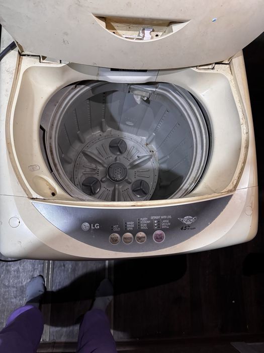 Продаю стиральную машину