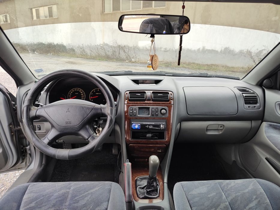 Mitsubishi Galant 2.5 V6 24V