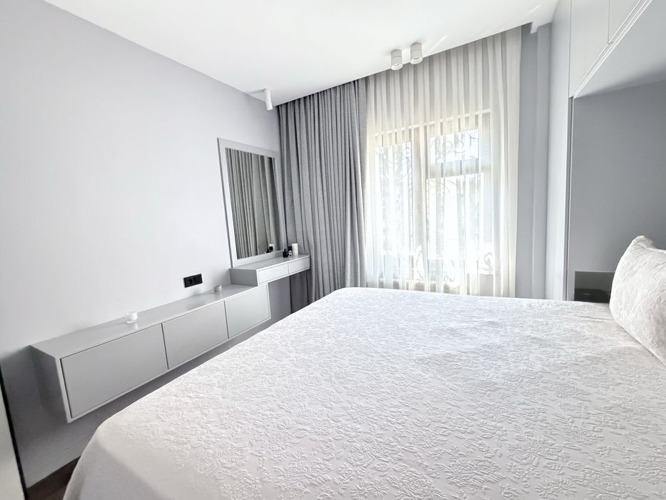 4-комн. квартира, 104 м², 1/5 эт. — Коратош