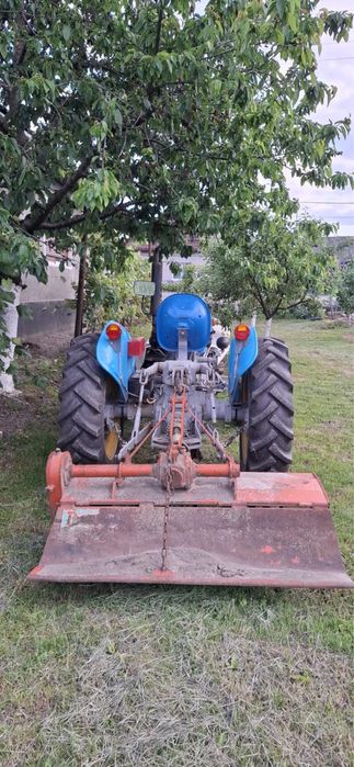 Vand tractor Landini + freza + plug