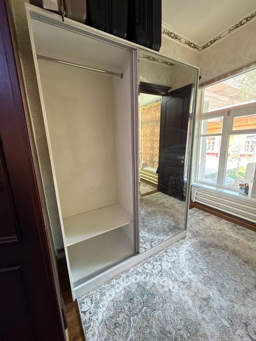 Продается шкаф купе в хорошем состоянии