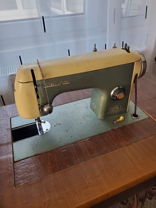 Masina de cusut Ileana