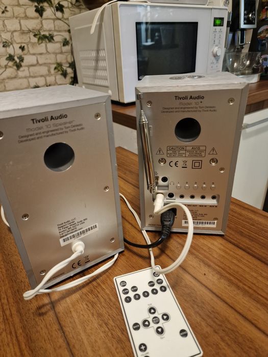 Tivoli audio model 10plus,radio stereo de inalta calitate