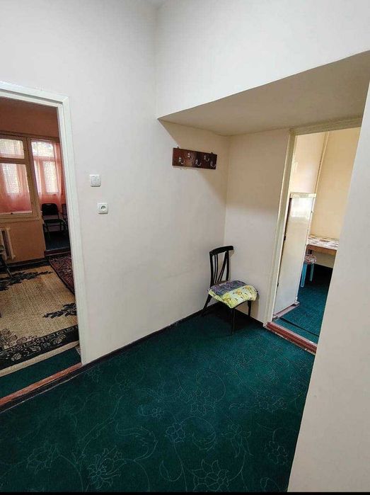 KVARTIRA SOTILADI!   Uchtepa tumani, 12-kvartal  Farhod bozor 1 xona q