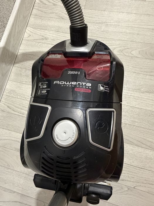 Продам пылсос Ровента