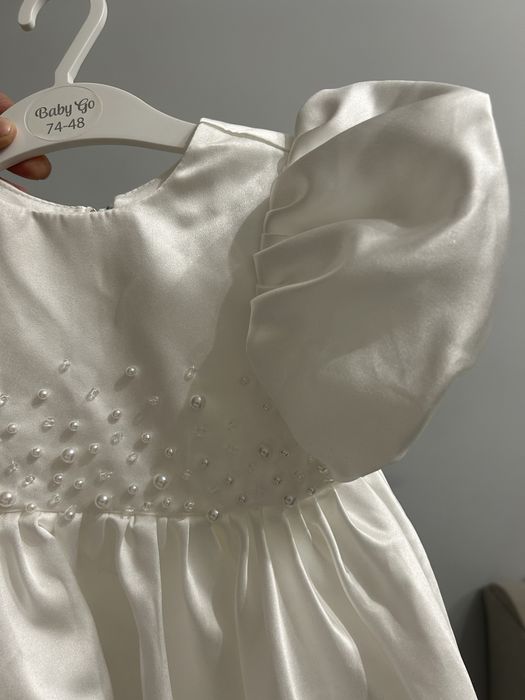 Продам платье на 1 годик