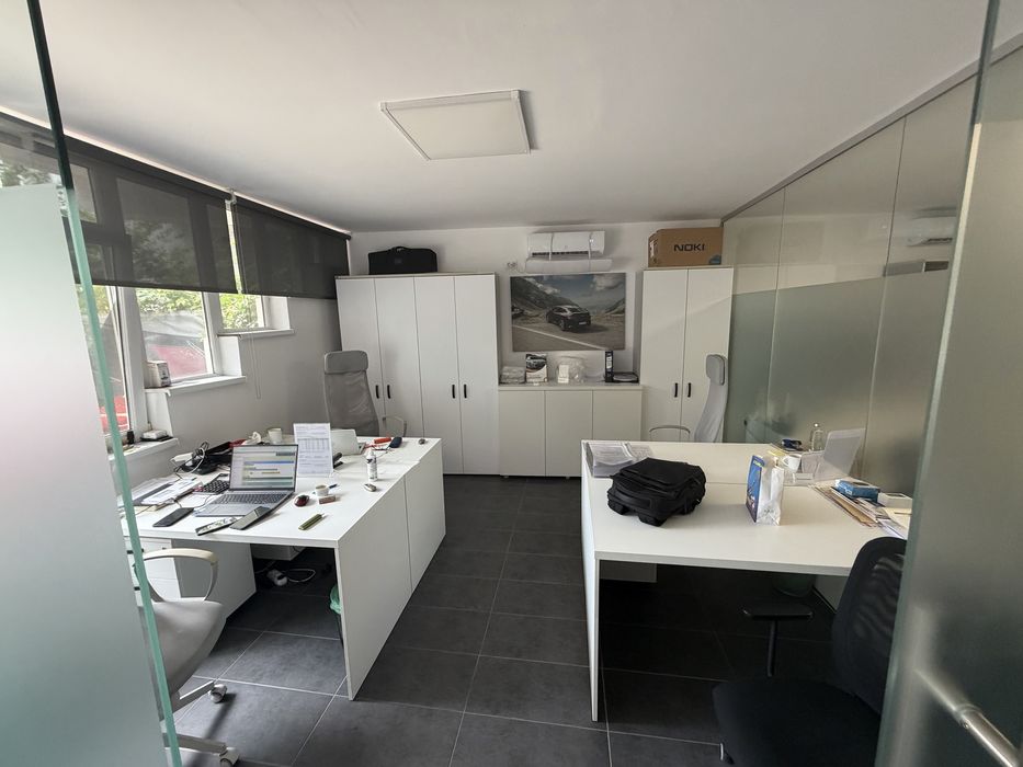 Spatiu Comercial/Parc Auto in Cartierul Francez