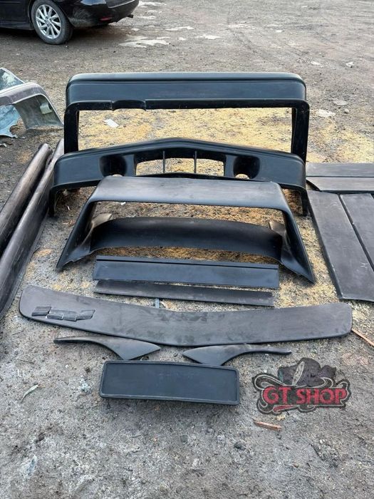 Бампер мерс w190 201 Ево 2 обвес в круг EVO 2 бампера пороги спойлер
