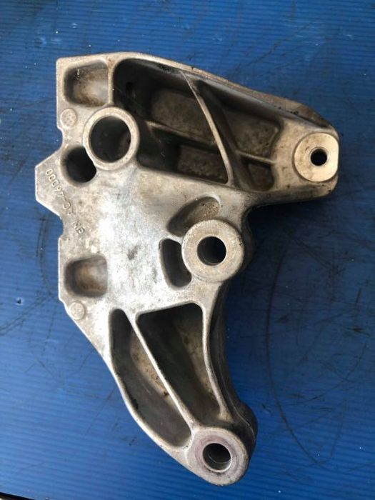 suport cutie viteza 2.0 d audi a4 b8