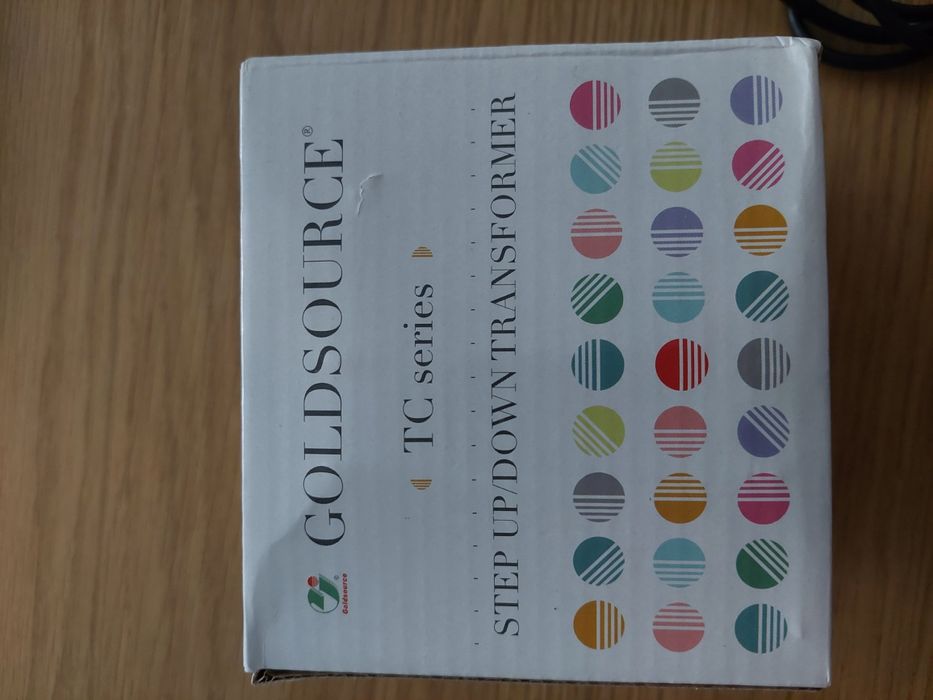 Трансформатор за повишаване или намаляване на напрежение 220V или 110V