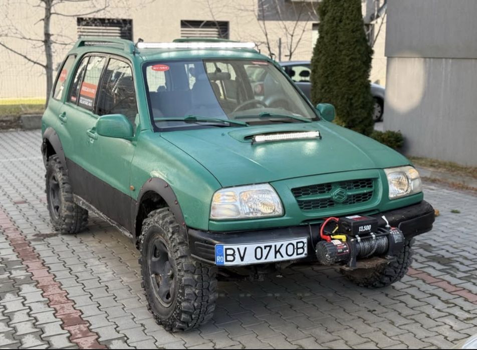 Vand/Schimb suzuki grand vitara 2.0 RF !