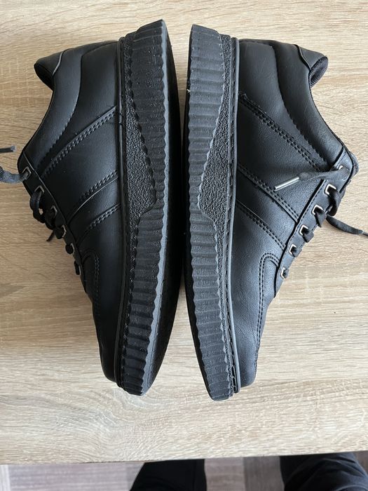 Обувки на La polo