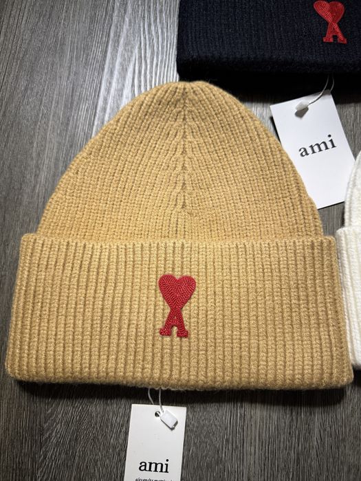 Caciula Fes Ami Paris noua/new