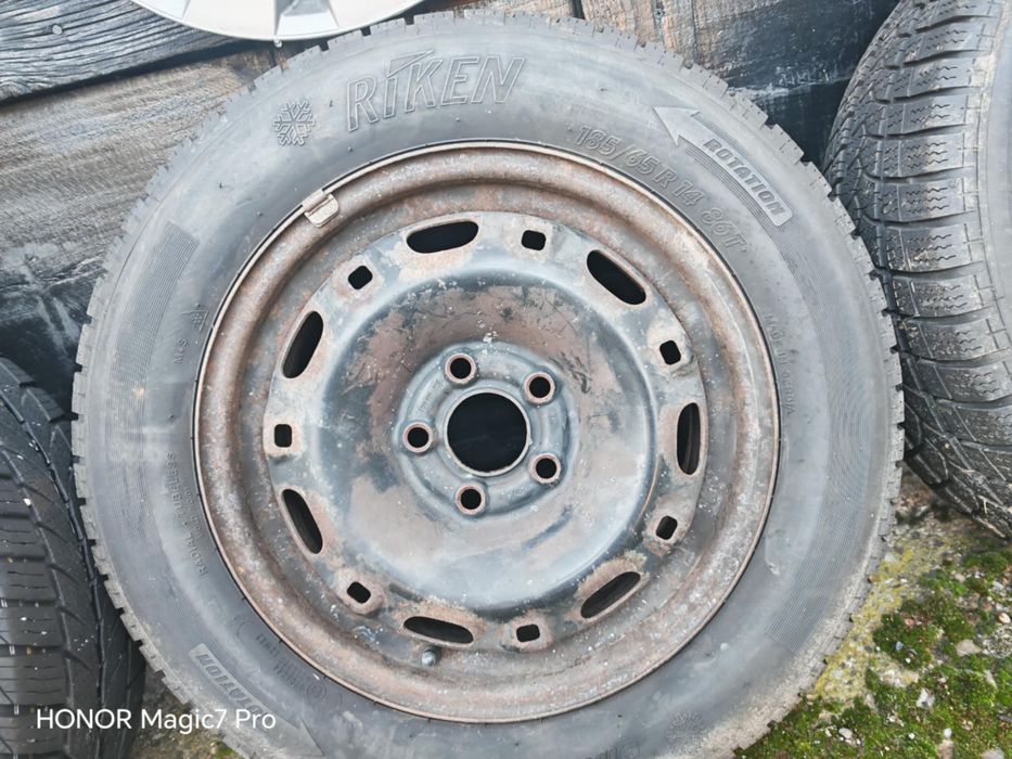 Jante tablă R14 + anvelope de iarnă – Seat Ibiza