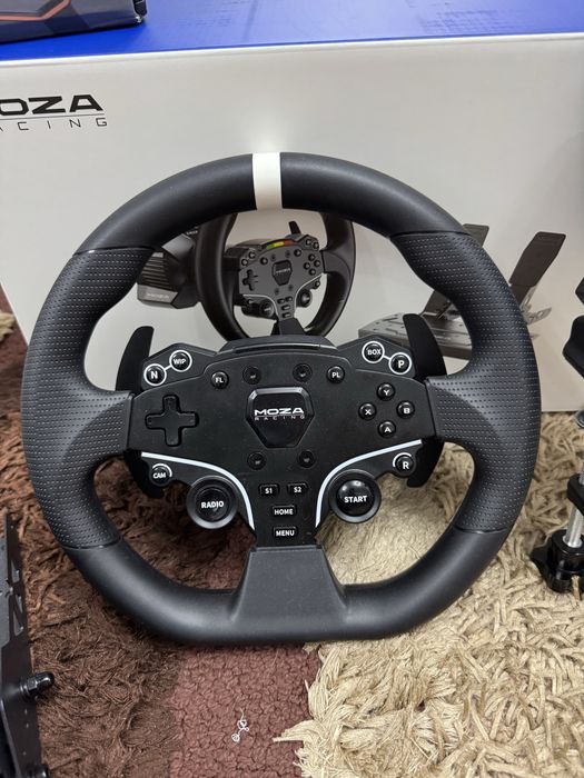 Игровой руль Moza r3