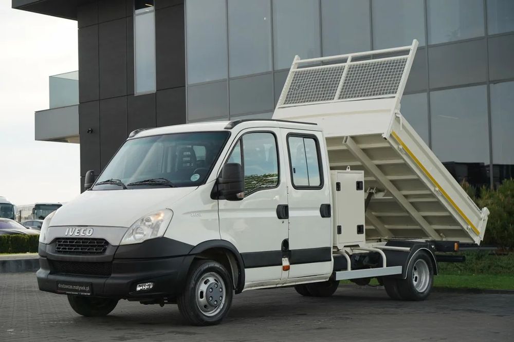 Iveco DAILY 35-130 / BASCULATOR / CU DOUA OPȚIUNI - 7 LOCURI / DOUĂ LOCURI / MANUAL / IMPORTAT