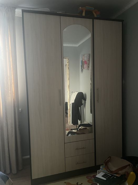 Спальный гарнитур