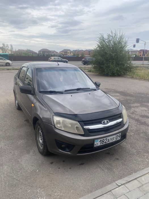 Срочно продаю машину