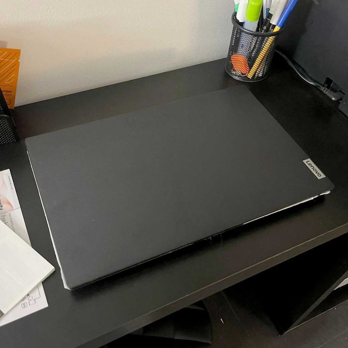 Лаптоп Lenovo V15 G6 ITN - чисто нов
