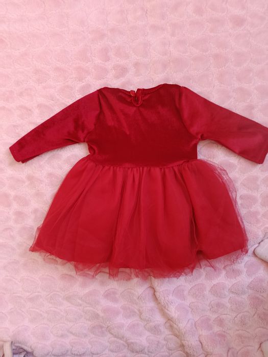 Червена бебешка рокля