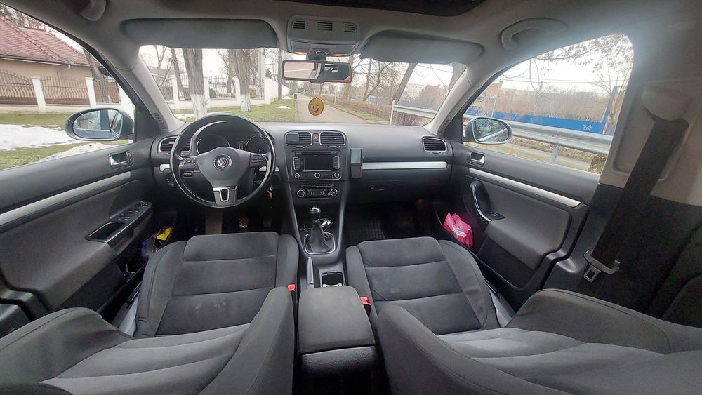 VOLKSWAGEN Golf 2010 — imagine 2