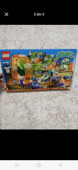 Cadoua de Craciun LEGO® City Stuntz - Cascadorie zdrobitoare in bucla