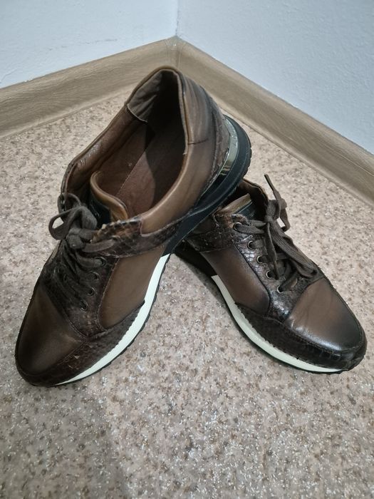 Срочно продам обувь