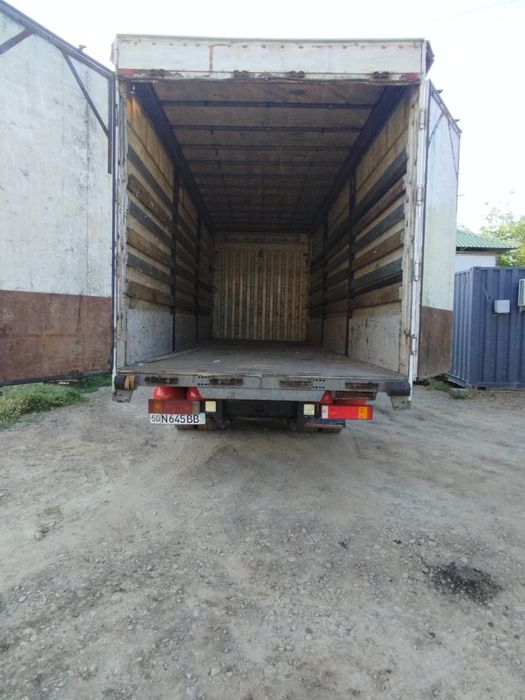 ДАФ СФНИ Кузифи сотилади .узунлиги 8 мт.енига 2.50 мт баландлиги 2.70м