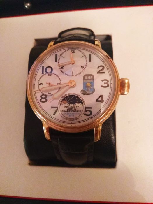 Часы механические