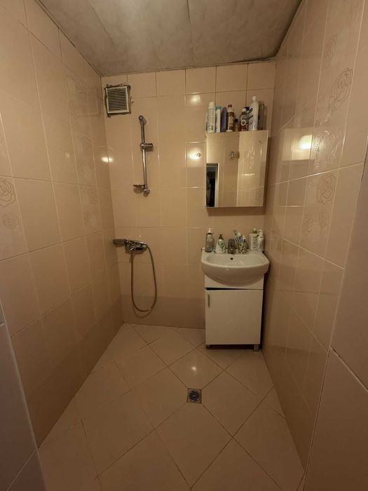 Търсим съквартирантка за самостоятелен апарартамент до Гранд мол