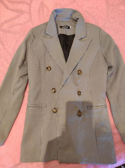 Женский пиджак..