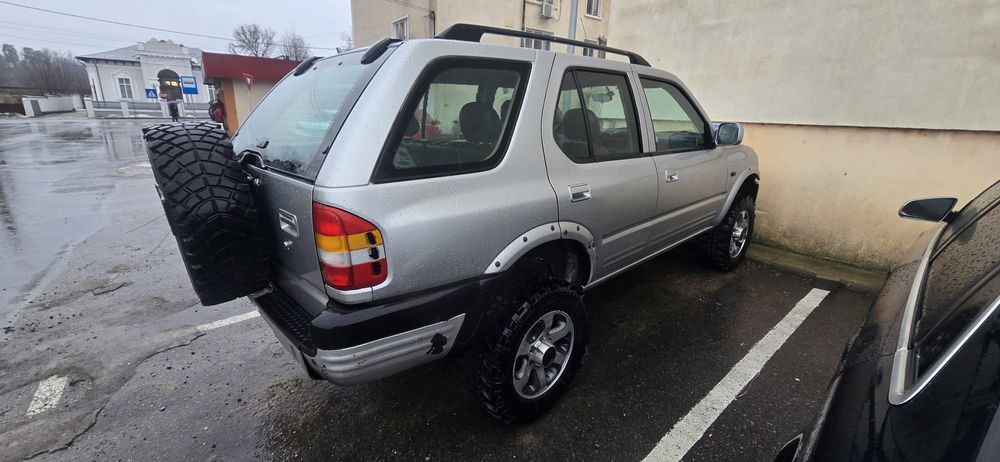 Opel Fronteră de vânzare