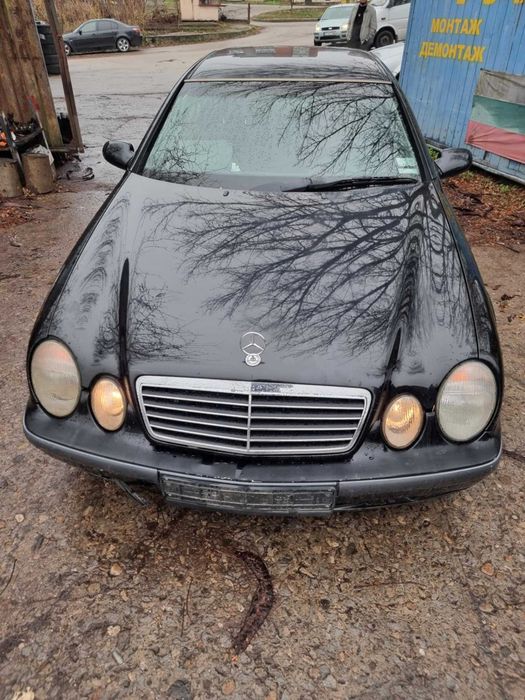 Mercedes CLK 200 Газ джанти 17 спортно окачване На части