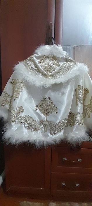 Прокат платье и костюмов