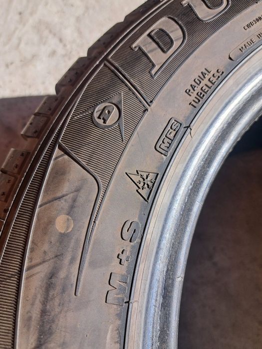 4 anvelope iarnă 225 55 r16 Dunlop
