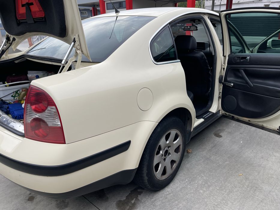 Vand VW Passat b5, 1.9 TDI, 2004, automata