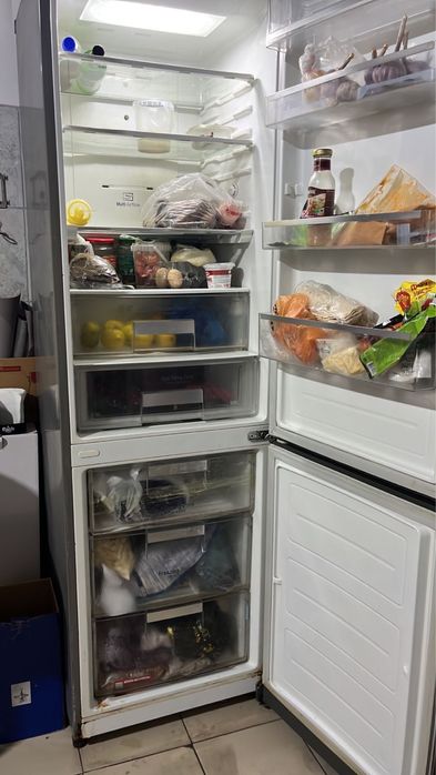 Продается холодильник