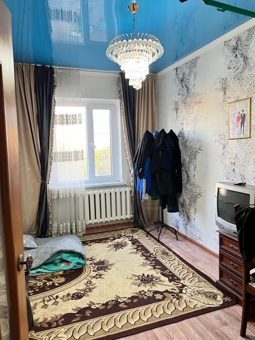 Продам 3 у улуч  квартиру не углавая