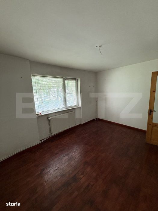 Apartament cu 3 camere, decomandat, zona George Enescu — fotografia 3