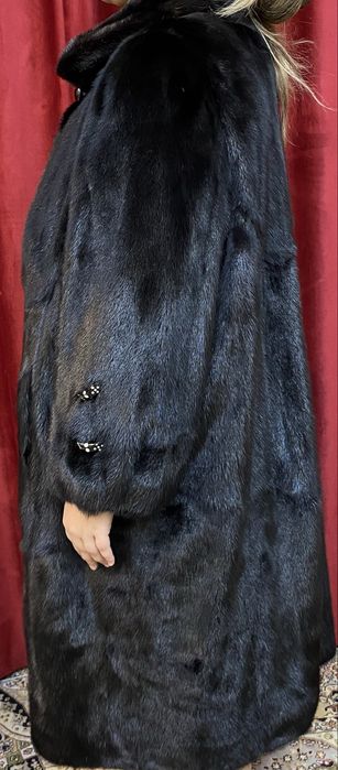 Продам шубу в отличном состоянии