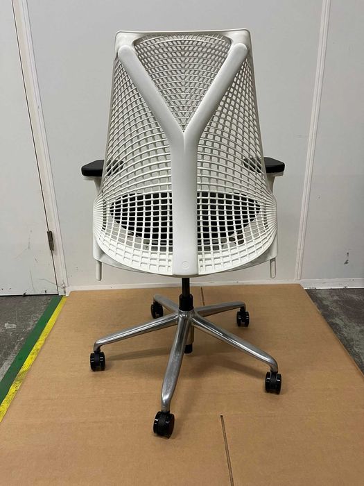 Refurbished Herman Miller Sayl White