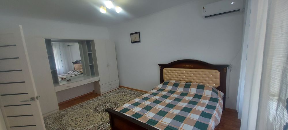 Квартира посуточно и  на часы 2000