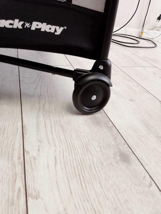 Продам детский манеж грако