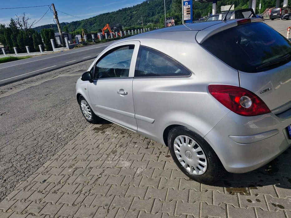 Vand opel corsa automat