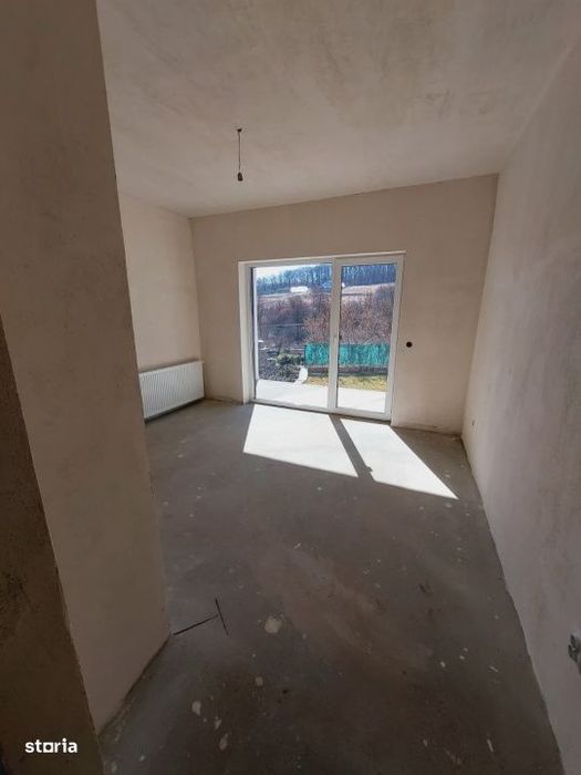 Casa tip Duplex, 130 mp, teren 450 mp, panorama sud, loc. Stolna