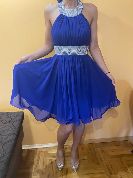 Елегантна бална или коктейлна рокля