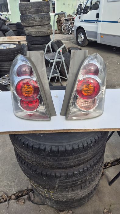 Оригинален Десен  Стоп за Тойота Корола Версо  2004- 2009г