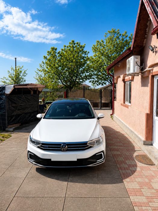VOLKSWAGEN Passat 2021 — imagine 1